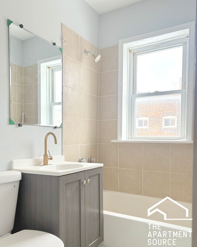 6228 S Western Ave unit 304, Chicago, IL 60636 - photo 7