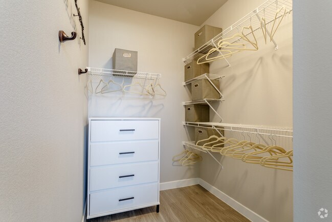 1BR, 1BA - The Polly