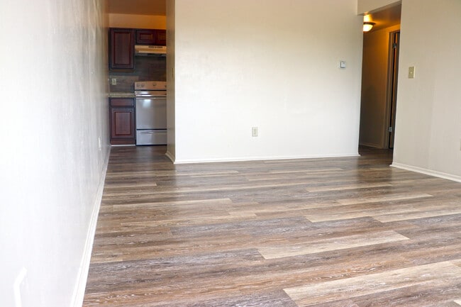 Pines Lapeer West Apartments, Lapeer, MI 48446 - photo 7