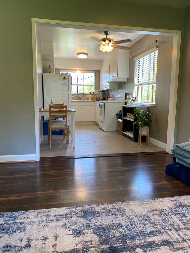 510 Perry St, Jackson, CA 95642 - photo 4