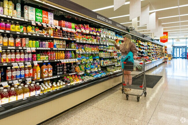 Shop for fresh groceries at Hyvee in Vermillion.