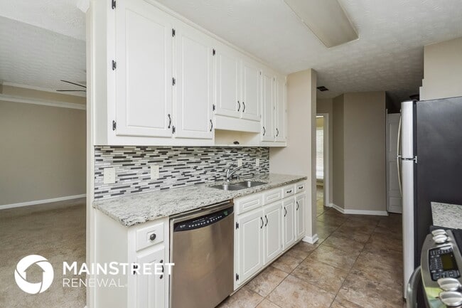 1421 Water Brook Ct SW, Conyers, GA 30094 - photo 7