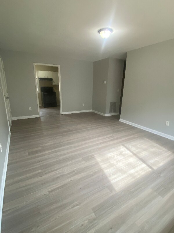 1627 Line Cir unit 4, Decatur, GA 30032 - photo 2
