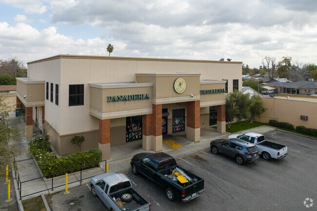 Panaderia Tortilleria in Lamont offers fresh pastries and traditional Mexican sweets.