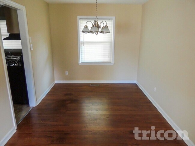 1679 Cardinal Rd, Jonesboro, GA 30238 - photo 2