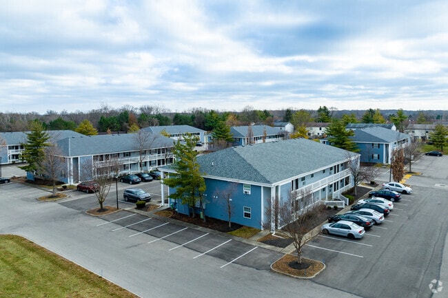 Pierpoint Apartments in Park Club is a beautiful modern community.