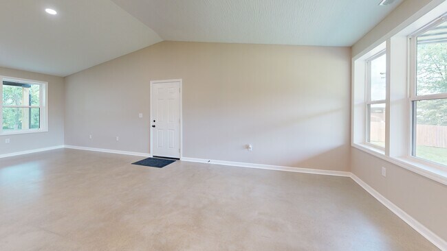 2430 W Point Rd SE, Lancaster, OH 43130 - photo 2