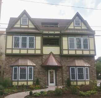 23 W Shore Trail Unit 7, Sparta, NJ 07871