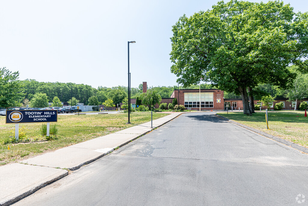 Tootin' Hills School in West Simsbury enrolls roughly 360 students in K-6th grade.