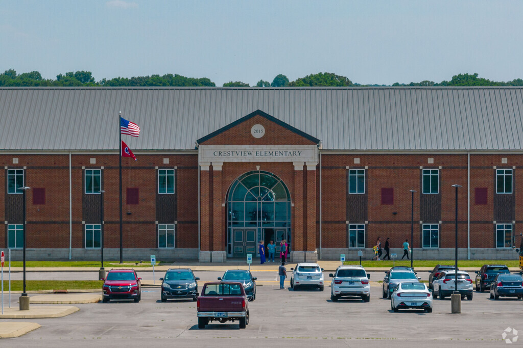 Crestview Elementary is located in Springfield, TN within the bounds of Robertson County.