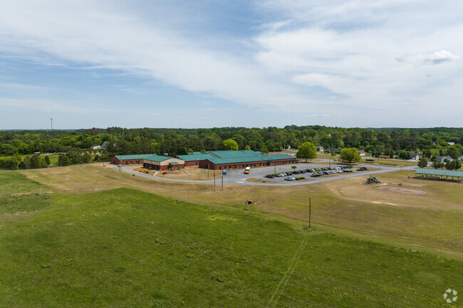 Taylorsville Elementary School serves in the Bartow County Schools District.
