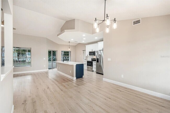 5092 Abagail Dr, Spring Hill, FL 34608 - photo 4