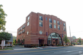 402 W Broad St, Falls Church, VA 22046