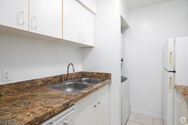 The Villas At Pinecrest, Orlando, FL 32822 - photo 3