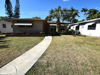 1008 N Park Rd, Hollywood, FL 33021