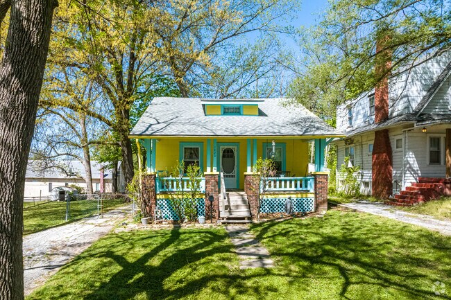 There are bright colorful cottages located in the Hill Park Neighborhood.