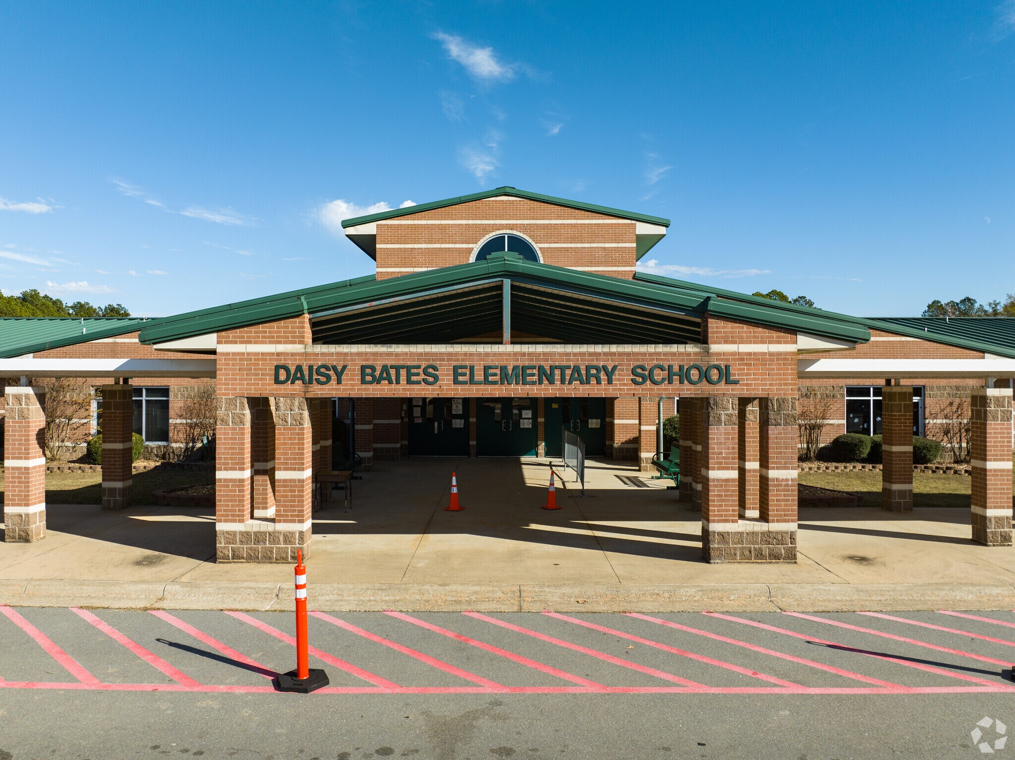 Daisy Bates Elementary School is a public Elementary School.