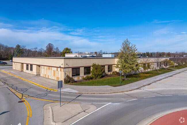 Templeton Middle School serves Lannon in the A-rated Hamilton district.