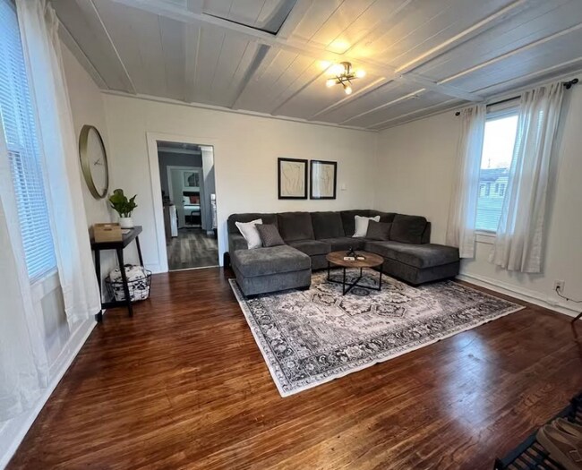 1215 Eagle St, Terre Haute, IN 47807 - photo 4