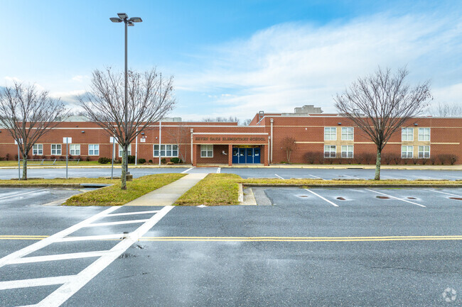 Seven Oaks Elementary School in Severn builds a foundation for success.