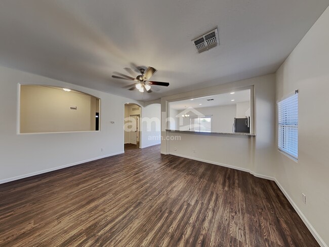 15355 W Port au Prince Ln, Surprise, AZ 85379 - photo 5