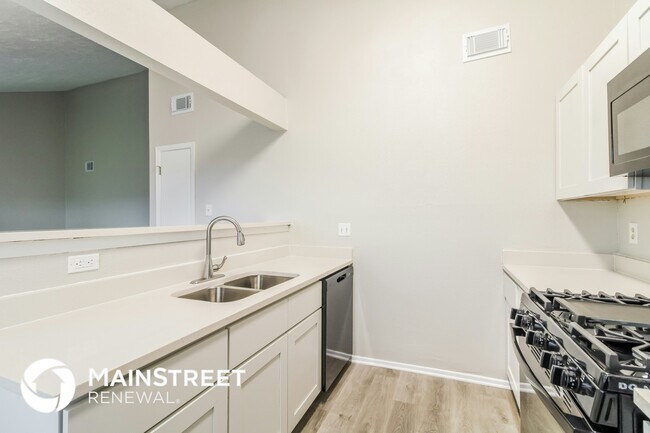 5310 Riverwood Dr, Richmond, TX 77469 - photo 7