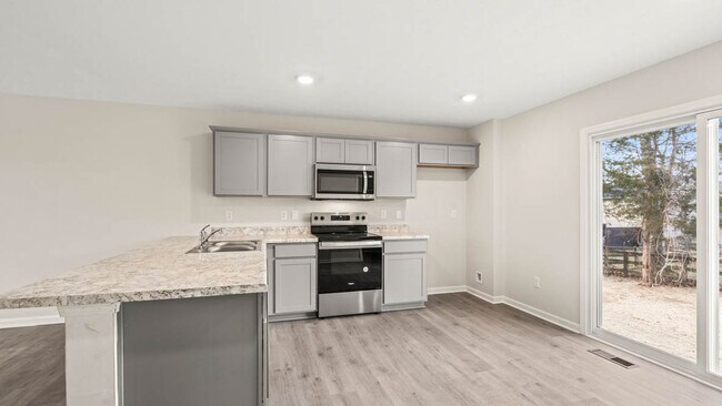 5522 Tranquilo Way, Fort Wayne, IN 46818 - photo 5