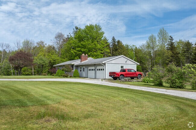 Ranch style homes with large garages are a popular option for home buyers within the Windsor area.