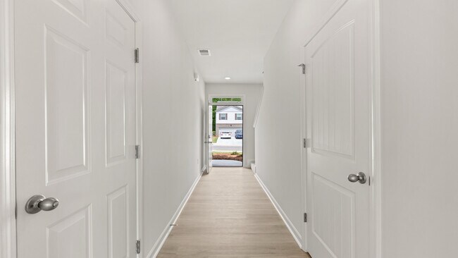 2670 Alderbrook Ct, South Fulton, GA 30349 - photo 7