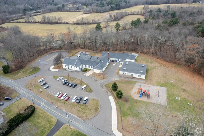 Bakerville Consolidated School has a peaceful campus in New Hartford.