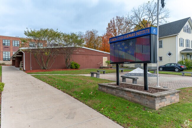 S. S. Seward Institute serves grades 6 through 12 and earns a B rating from Niche.