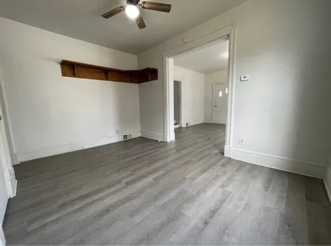 331 W Morrell St unit A, Jackson, MI 49203 - photo 3