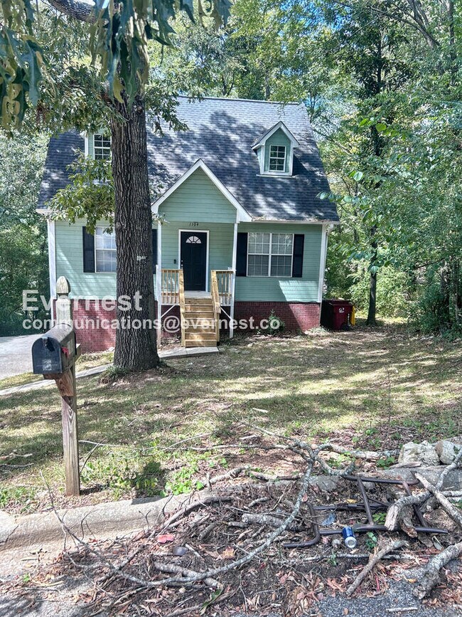 1104 Oak Creek Trail NE, Birmingham, AL 35215