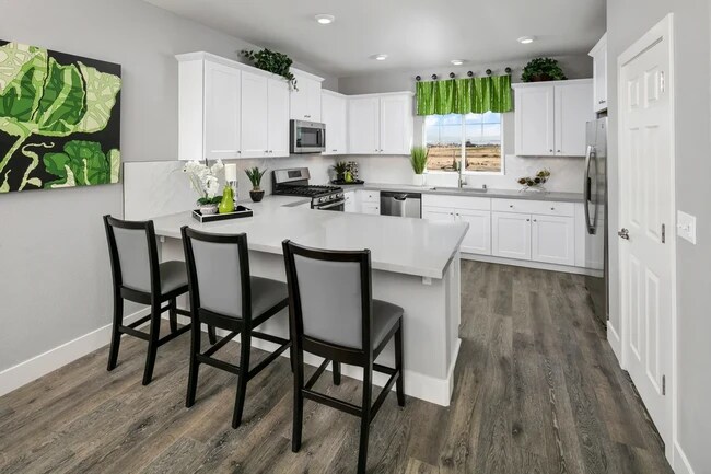 841 S Philip Ave, Fowler, CA 93625 - photo 2