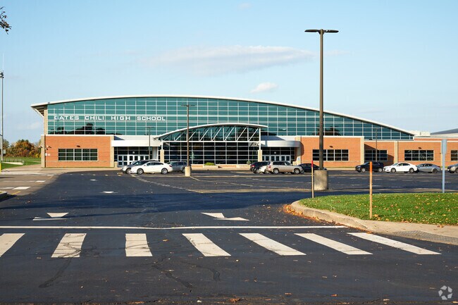 Gates-Chili High School earns a B- on Niche.