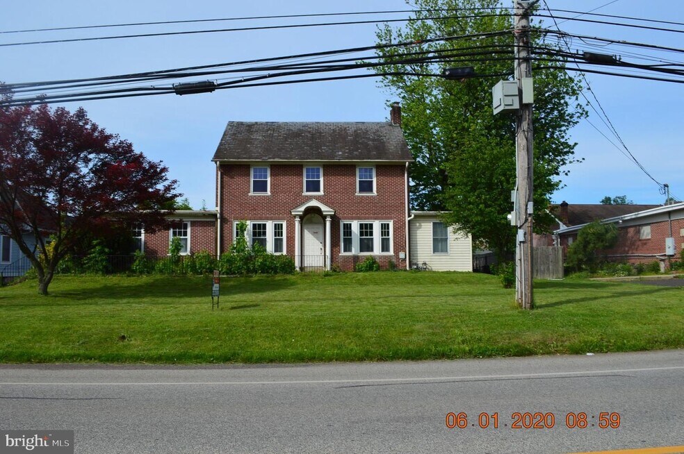 430 Main St unit B, Harleysville, PA 19438 - photo 1