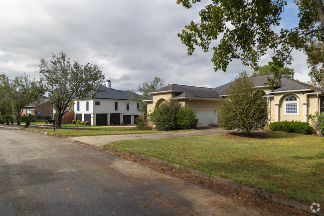 Experience nature, comfort, and a tight-knit community in Riviere Du Chien.