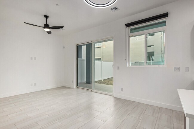 3107 N 39th St unit 9, Phoenix, AZ 85018 - photo 5