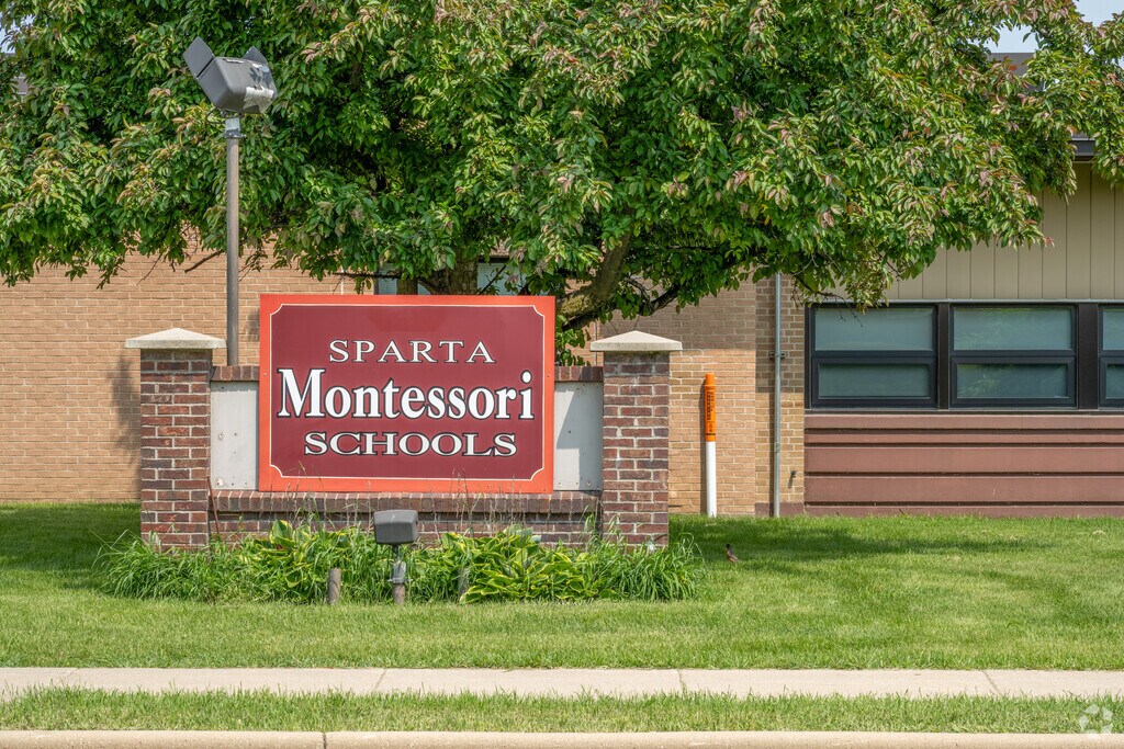 Sparta Montessori has a student-to-teacher ratio of 19 to 1.
