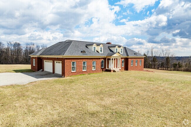 There are a variety of home styles to choose from in La Grange with different price points.