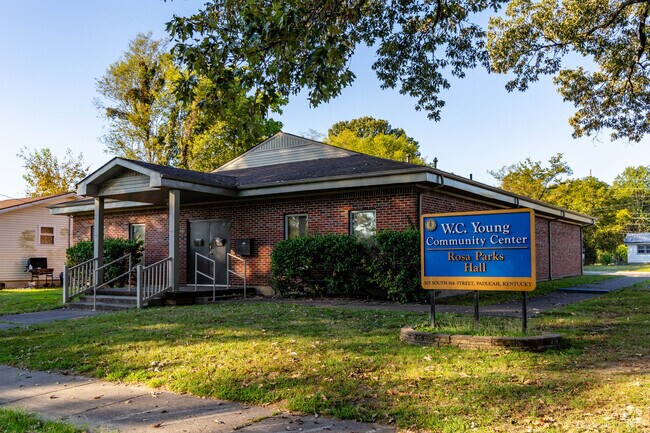W.C. Young Community Center was founded in the Walter Jetton neighborhood in 1976.