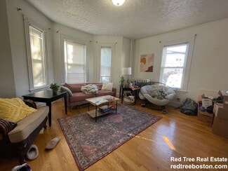 205 Hillside St Unit 1, Boston, MA 02120