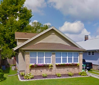 128 N 6th Ave, Beech Grove, IN 46107