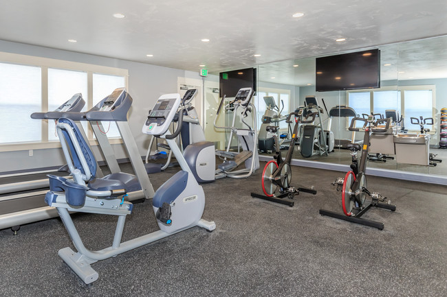 24/7 gym