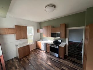 1903 Spooner Ave Unit 1, Altoona, WI 54720