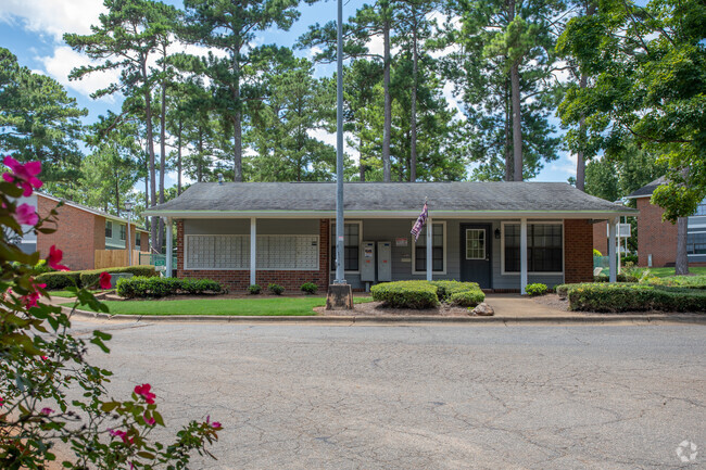 Leasing Office