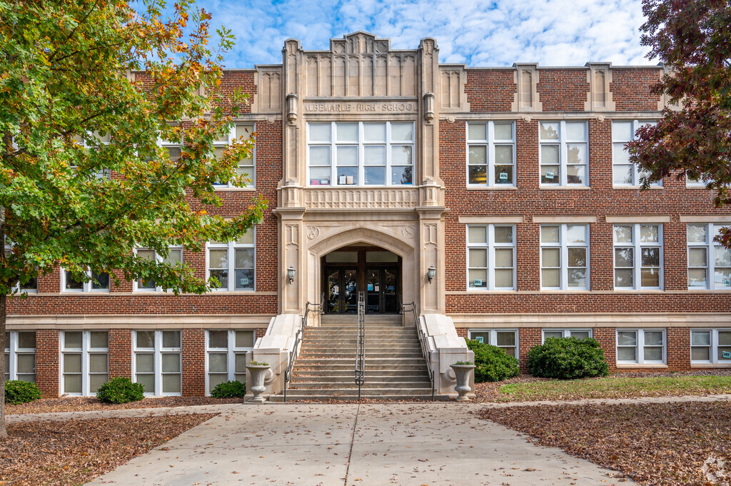 Central Elementary School provides education to the little residents in 
Stanly County.