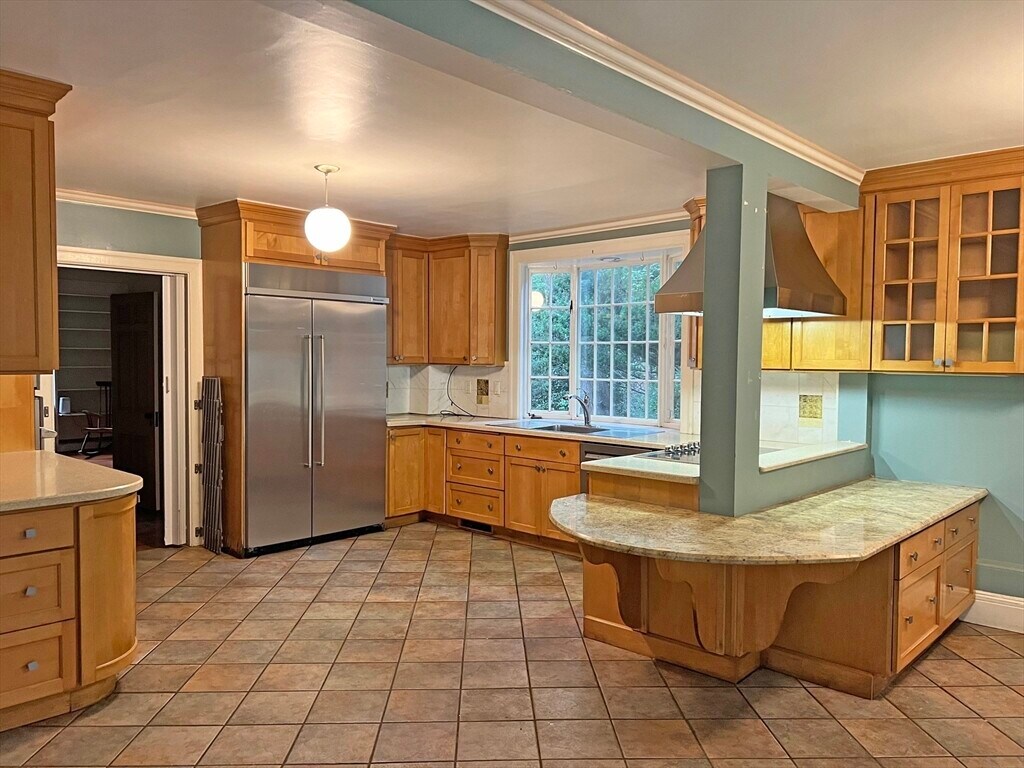 49 Dudley Rd Unit 2, Newton Center, MA 02459