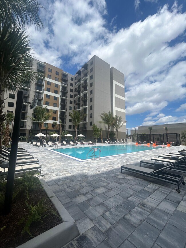 981 E 28th St unit A2, Hialeah, FL 33013 - photo 7