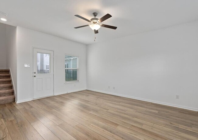 6007 Luckey Run unit 36446304, San Antonio, TX 78252 - photo 4